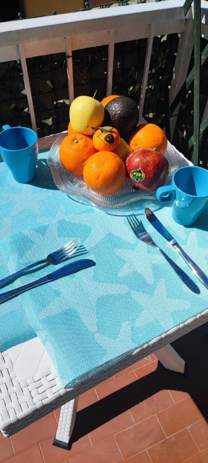 Azzurra Holiday Home - 850 M Al Mare - 75 Mq - Balconata Vivibile - Wi-Fi - Pay Tv Gratis - Posteggio Auto Condominiale Non Assegnato 拉帕洛 外观 照片